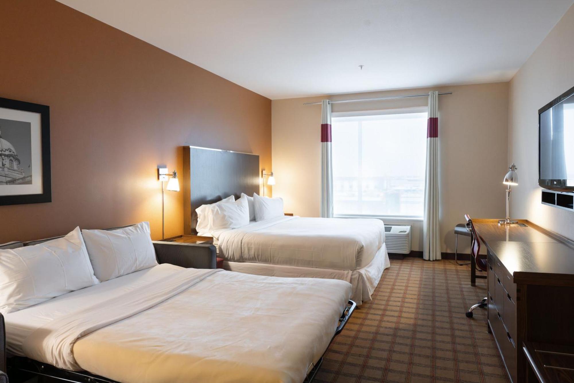 โฟร์ พอยต์ บาย เชอราตัน เอดมันตัน อินเตอร์เนชั่นแนล แอร์พอร์ต Hotel นิสคู ภายนอก รูปภาพ