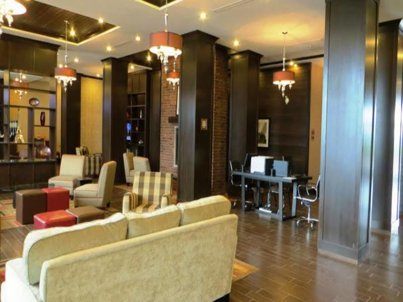 โฟร์ พอยต์ บาย เชอราตัน เอดมันตัน อินเตอร์เนชั่นแนล แอร์พอร์ต Hotel นิสคู ภายนอก รูปภาพ